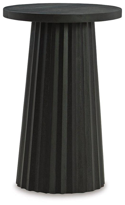 Ceilby Accent Table - Tony’s Furniture Store & Linen (GA) - Multi Location