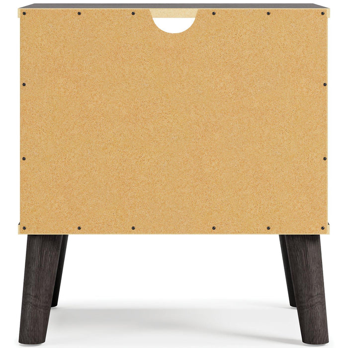 Piperton Nightstand - Tony’s Furniture Store & Linen (GA) - Multi Location
