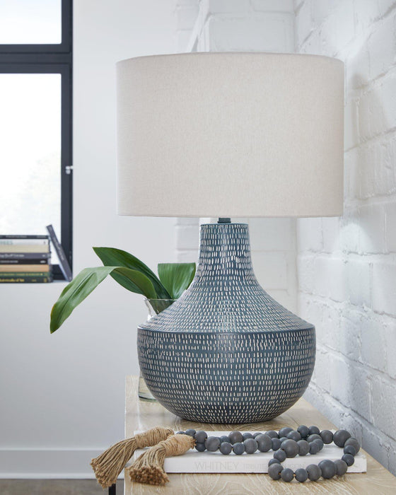 Schylarmont Table Lamp - Tony’s Furniture Store & Linen (GA) - Multi Location