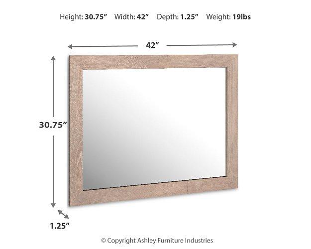 Senniberg Dresser and Mirror - Tony’s Furniture Store & Linen (GA) - Multi Location