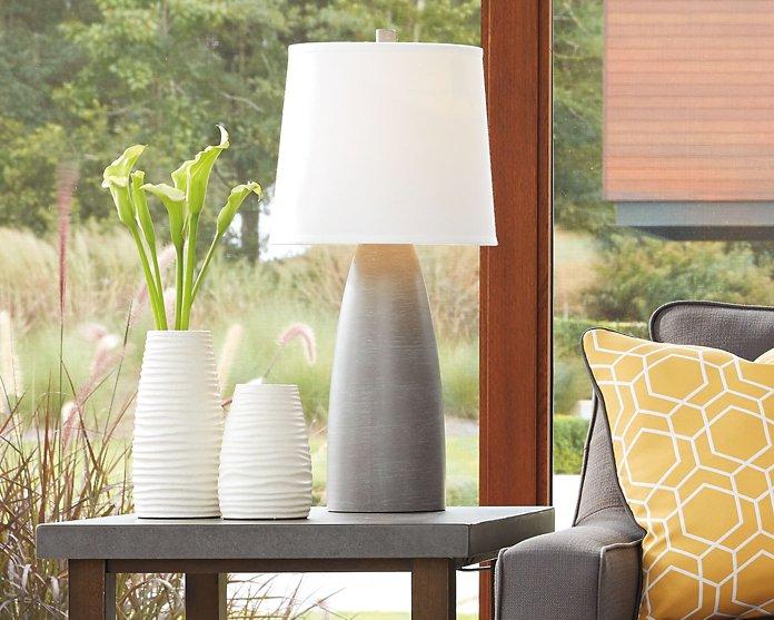 Shavontae Table Lamp (Set of 2) - Tony’s Furniture Store & Linen (GA) - Multi Location