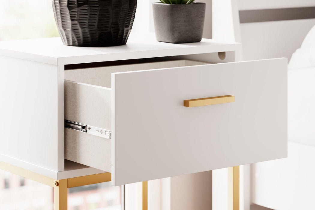 Socalle Nightstand - Tony’s Furniture Store & Linen (GA) - Multi Location