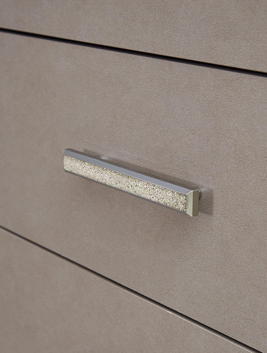 Surancha Chest of Drawers - Tony’s Furniture Store & Linen (GA) - Multi Location