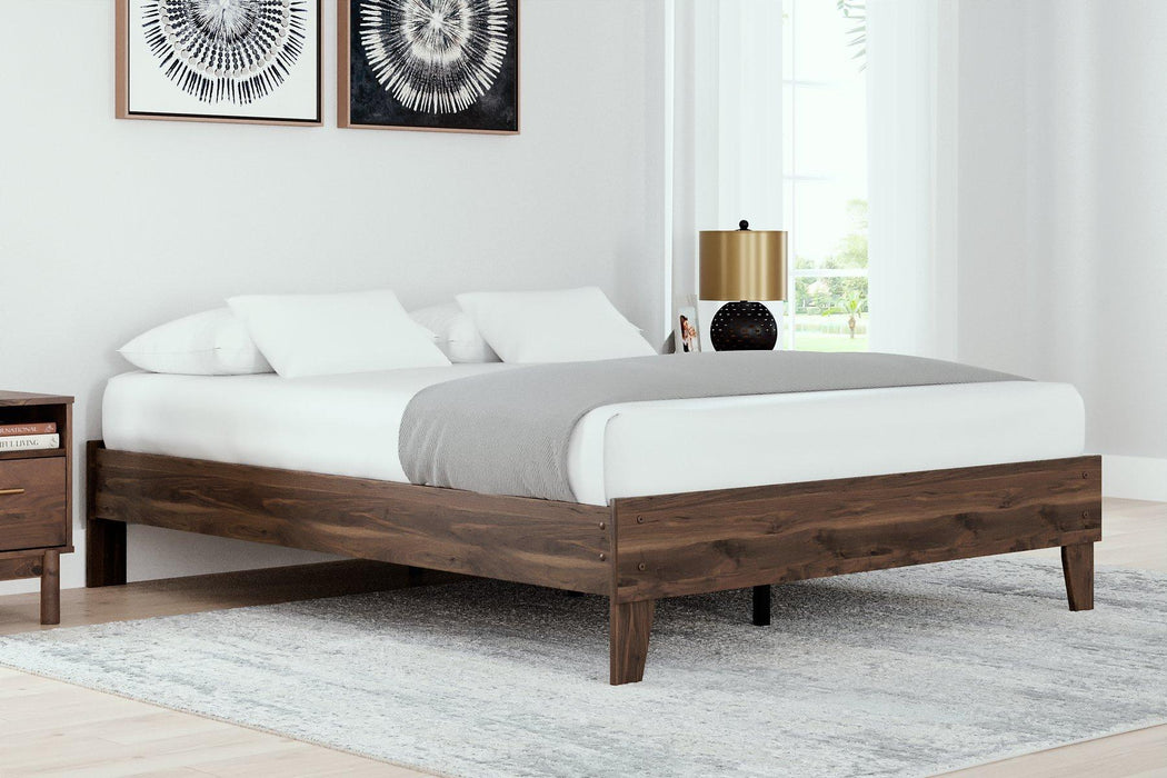 Calverson Panel Bed - Tony’s Furniture Store & Linen (GA) - Multi Location