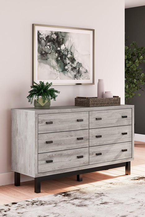 Vessalli Dresser and Mirror - Tony’s Furniture Store & Linen (GA) - Multi Location