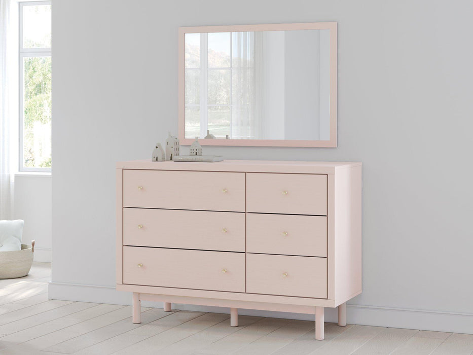 Wistenpine Dresser and Mirror - Tony’s Furniture Store & Linen (GA) - Multi Location