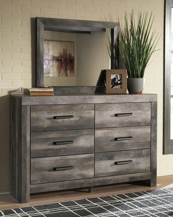 Wynnlow Dresser and Mirror - Tony’s Furniture Store & Linen (GA) - Multi Location