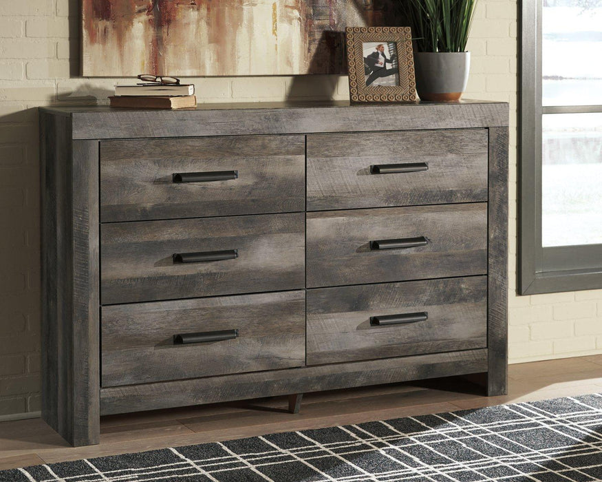 Wynnlow Dresser and Mirror - Tony’s Furniture Store & Linen (GA) - Multi Location