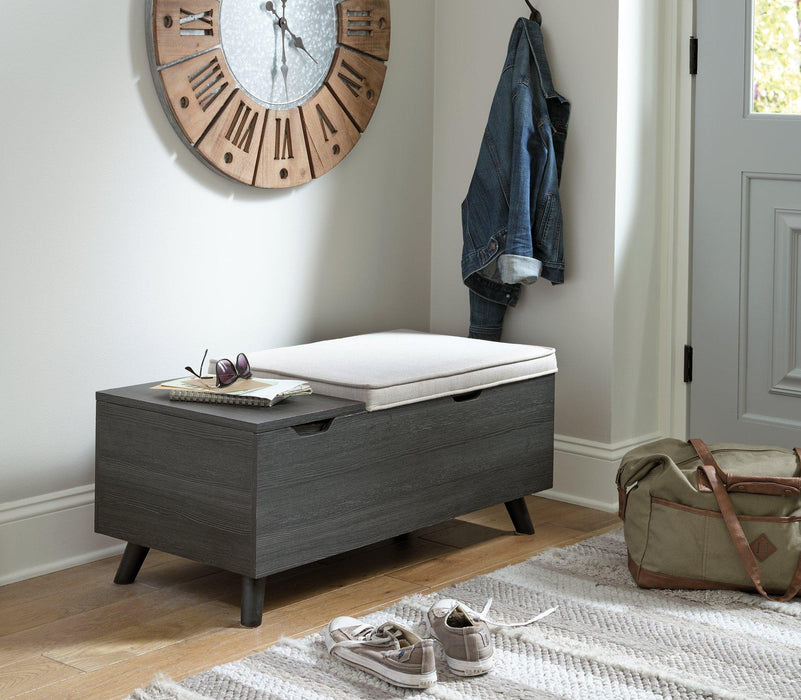 Yarlow Storage Bench - Tony’s Furniture Store & Linen (GA) - Multi Location