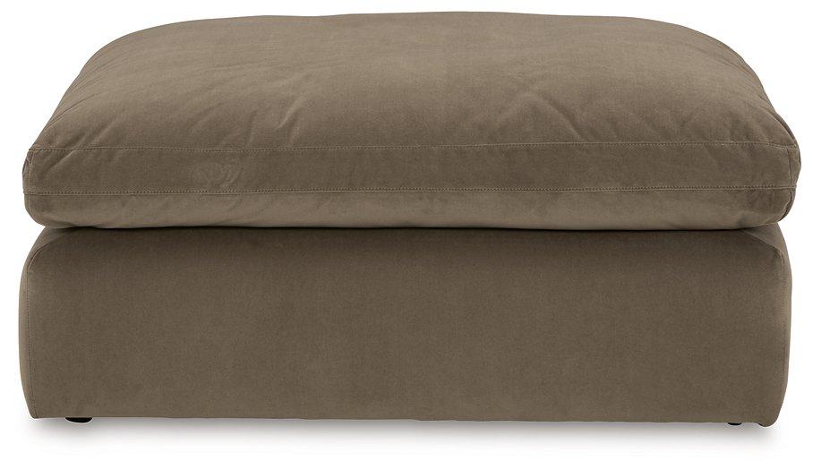 Sophie Oversized Accent Ottoman - Tony’s Furniture Store & Linen (GA) - Multi Location