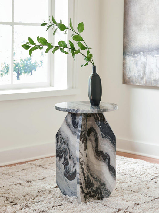 Wrenlane Accent Table - Tony’s Furniture Store & Linen (GA) - Multi Location