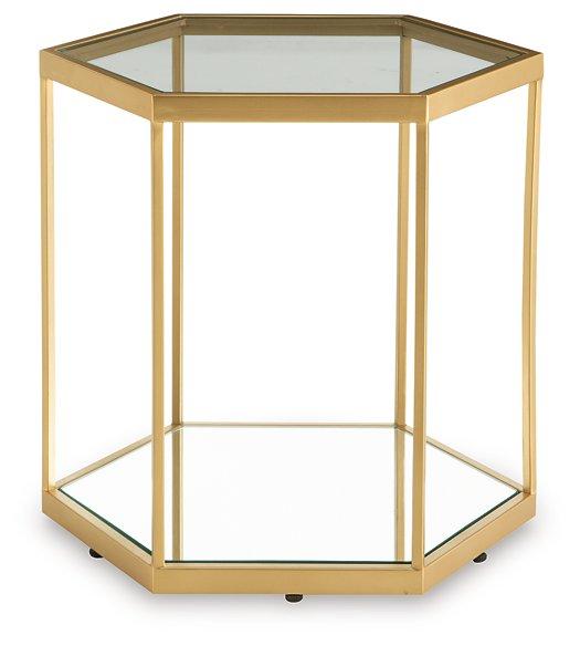 Veerwick Accent Coffee Table - Tony’s Furniture Store & Linen (GA) - Multi Location