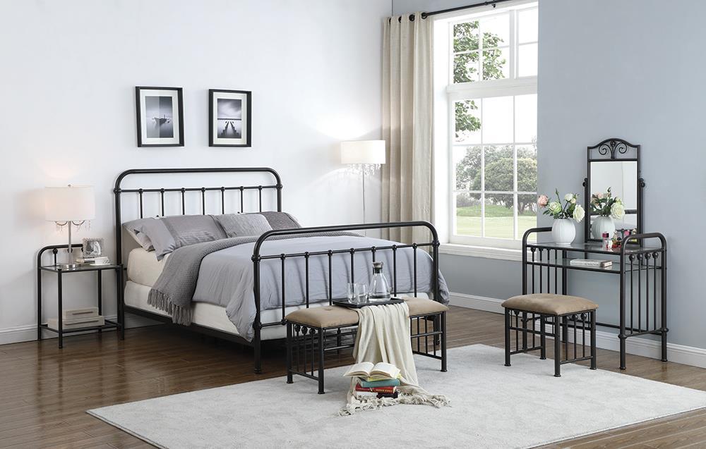 Livingston Queen Panel Metal Bed Dark Bronze - Tony’s Furniture Store & Linen (GA) - Multi Location