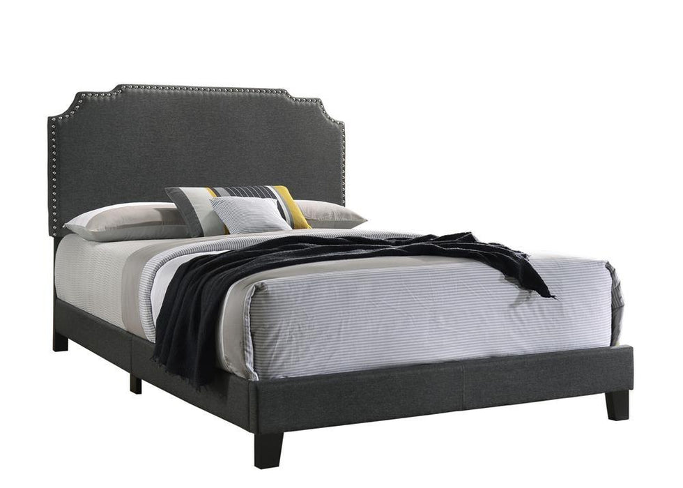 Tamarac Upholstered Nailhead Full Bed Grey - Tony’s Furniture Store & Linen (GA) - Multi Location