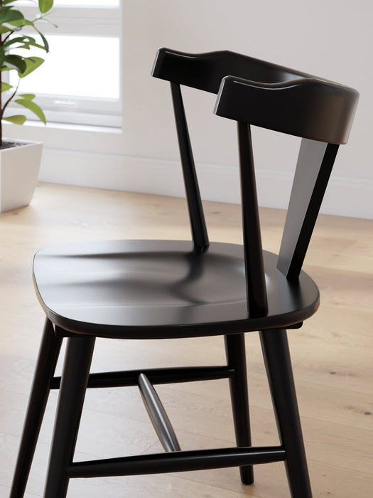 Gretlynn Dining Chair - Tony’s Furniture Store & Linen (GA) - Multi Location