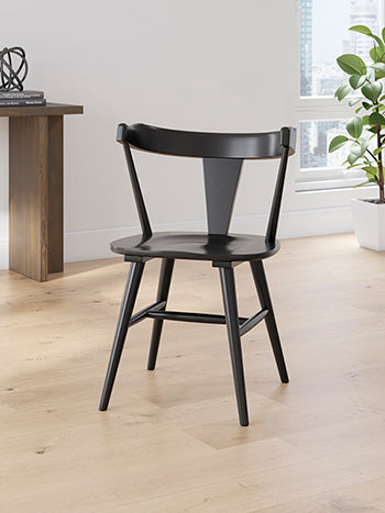 Gretlynn Dining Chair - Tony’s Furniture Store & Linen (GA) - Multi Location