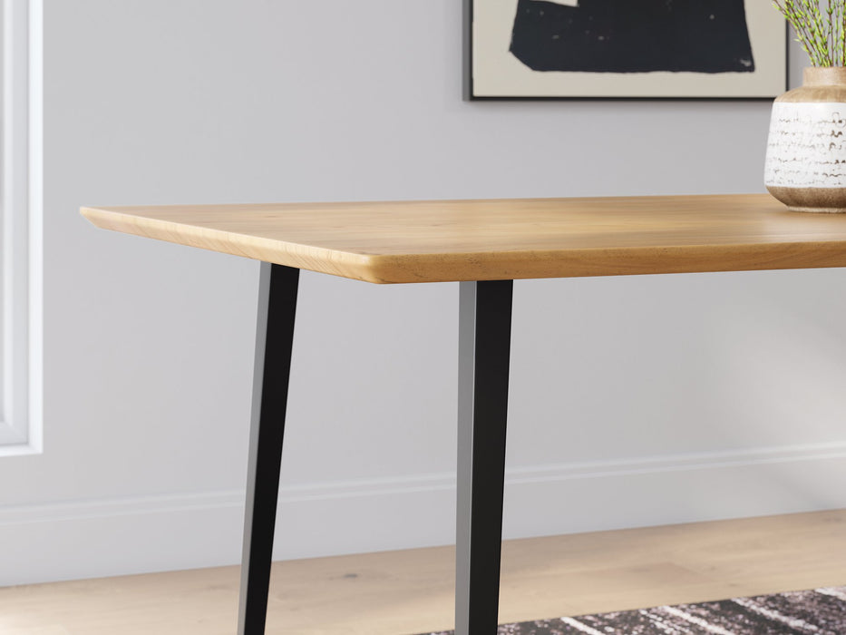 Gretlynn Dining Table - Tony’s Furniture Store & Linen (GA) - Multi Location