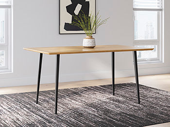 Gretlynn Dining Table - Tony’s Furniture Store & Linen (GA) - Multi Location