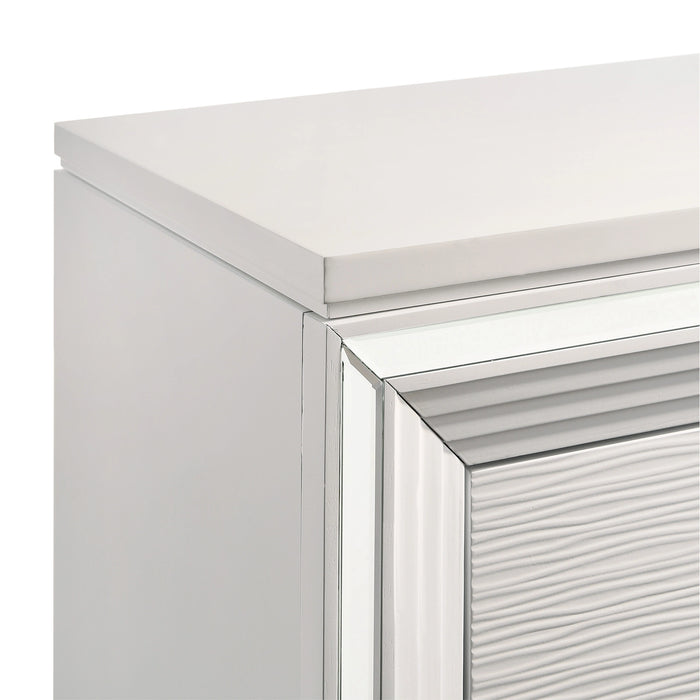 Twenty Nine Chest White - Tony’s Furniture Store & Linen (GA) - Multi Location