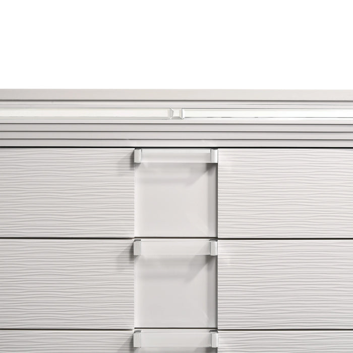 Twenty Nine Chest White - Tony’s Furniture Store & Linen (GA) - Multi Location